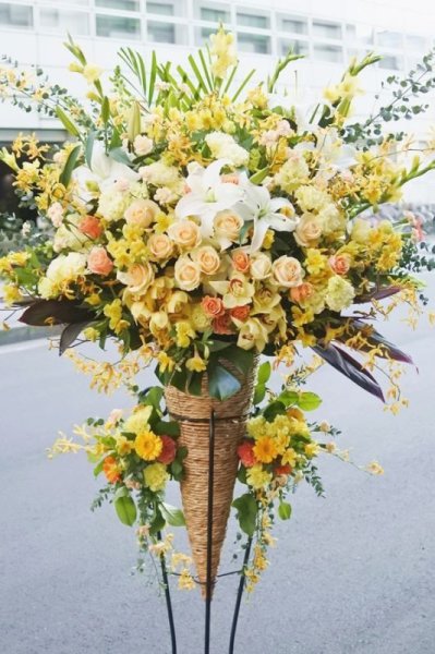 画像2: コーンスタンド1段30,000円 (2)